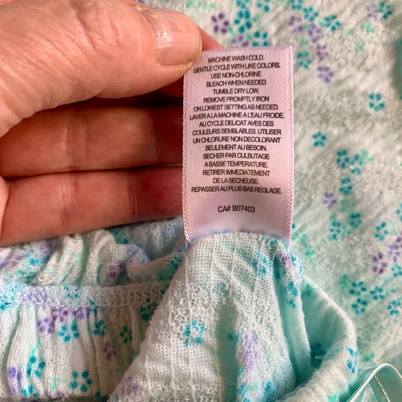 JACLYN INTIMATES - Picture 6 of 7